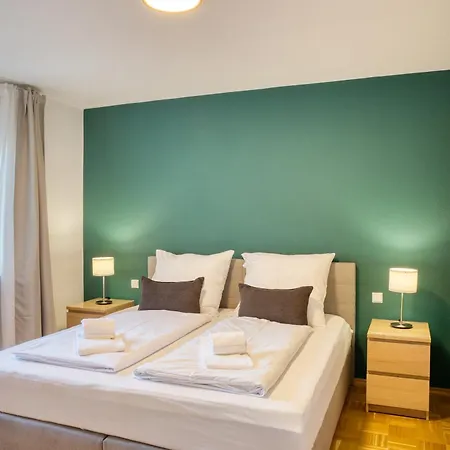 Zum Marillchen By Loewenherz - 2 Sz, Familienfreude, Pfotenglueck Mittenwald