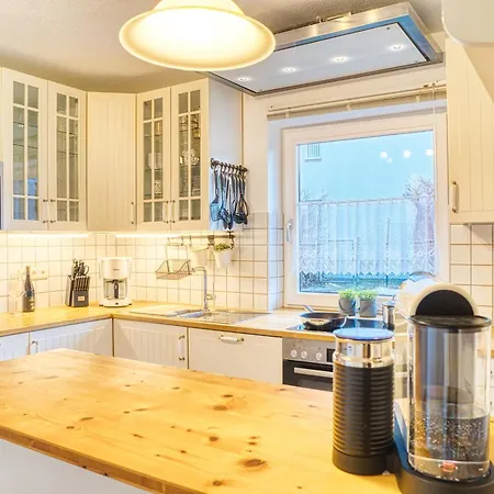 Zum Marillchen By Loewenherz - 2 Sz, Familienfreude, Pfotenglueck *